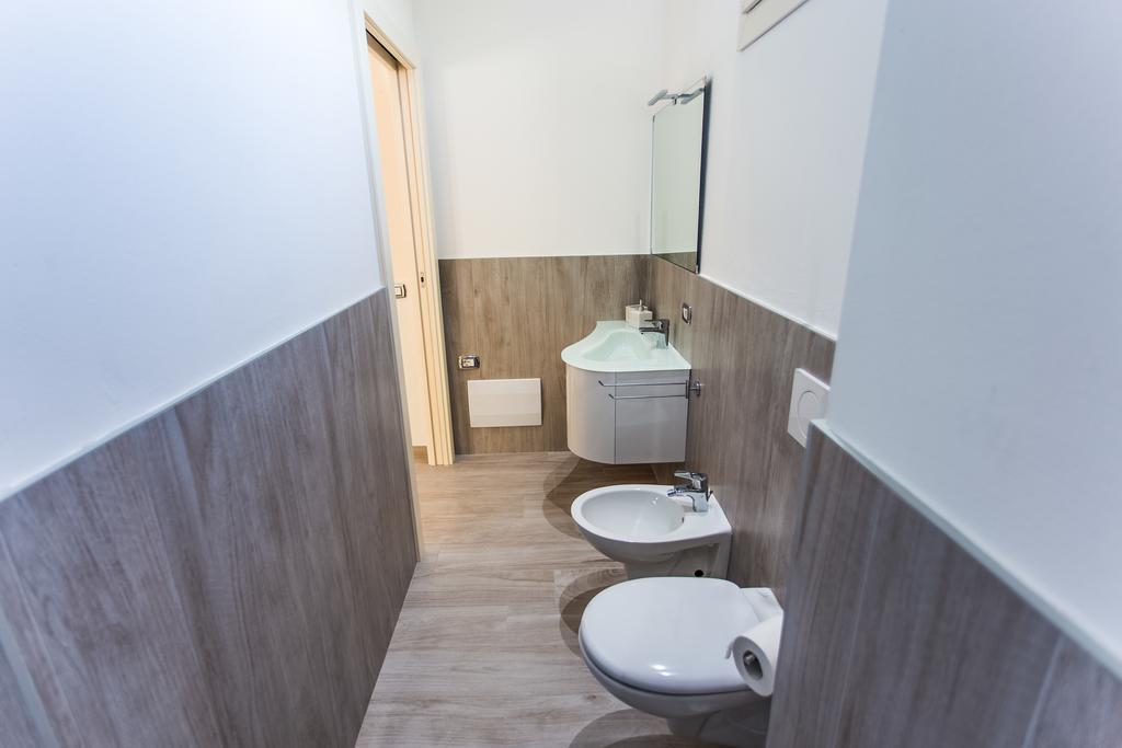 Lm House 01 Apartman Lonato Kültér fotó