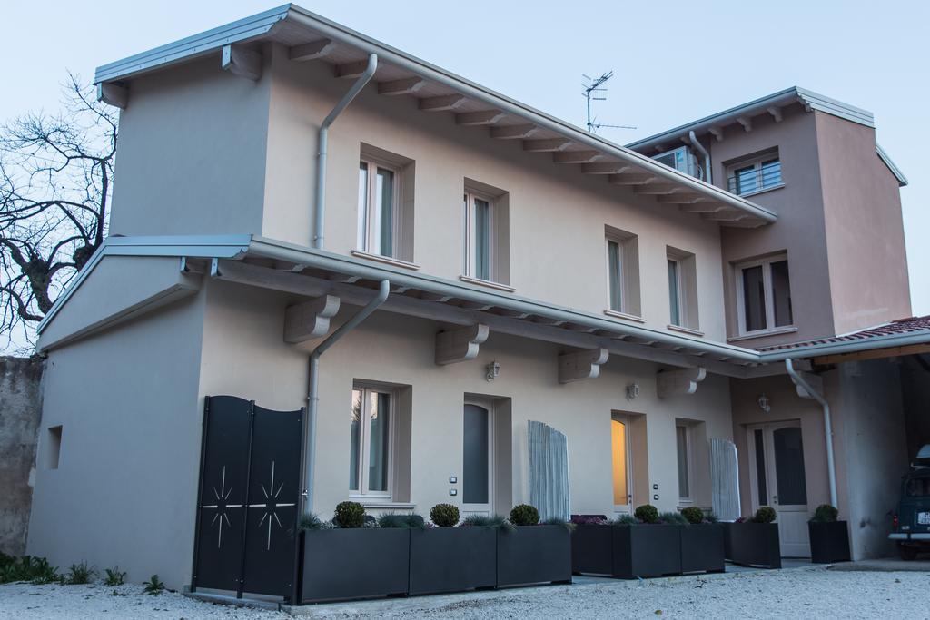Lm House 01 Apartman Lonato Kültér fotó