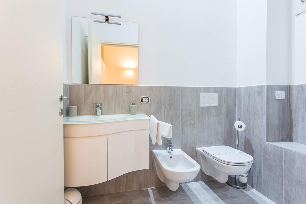 Lm House 01 Apartman Lonato Kültér fotó